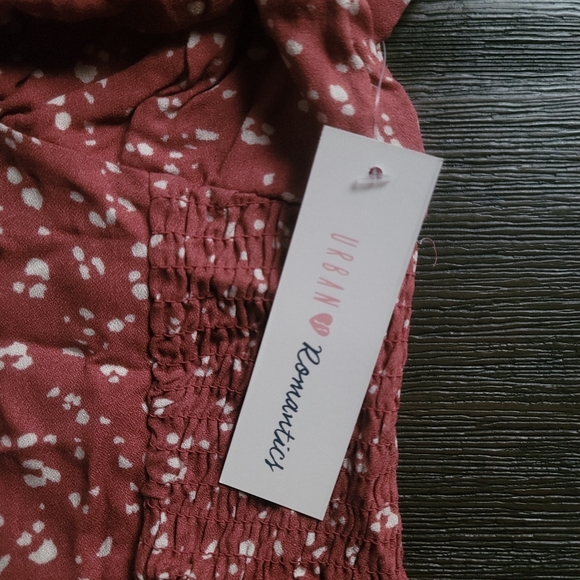 Crop top spring blouse - Picture 3 of 6